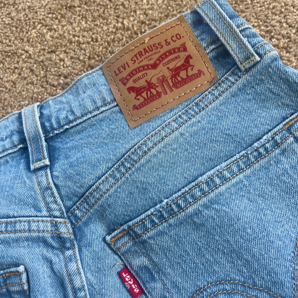 Levi’s Ribcage Straight Jeans